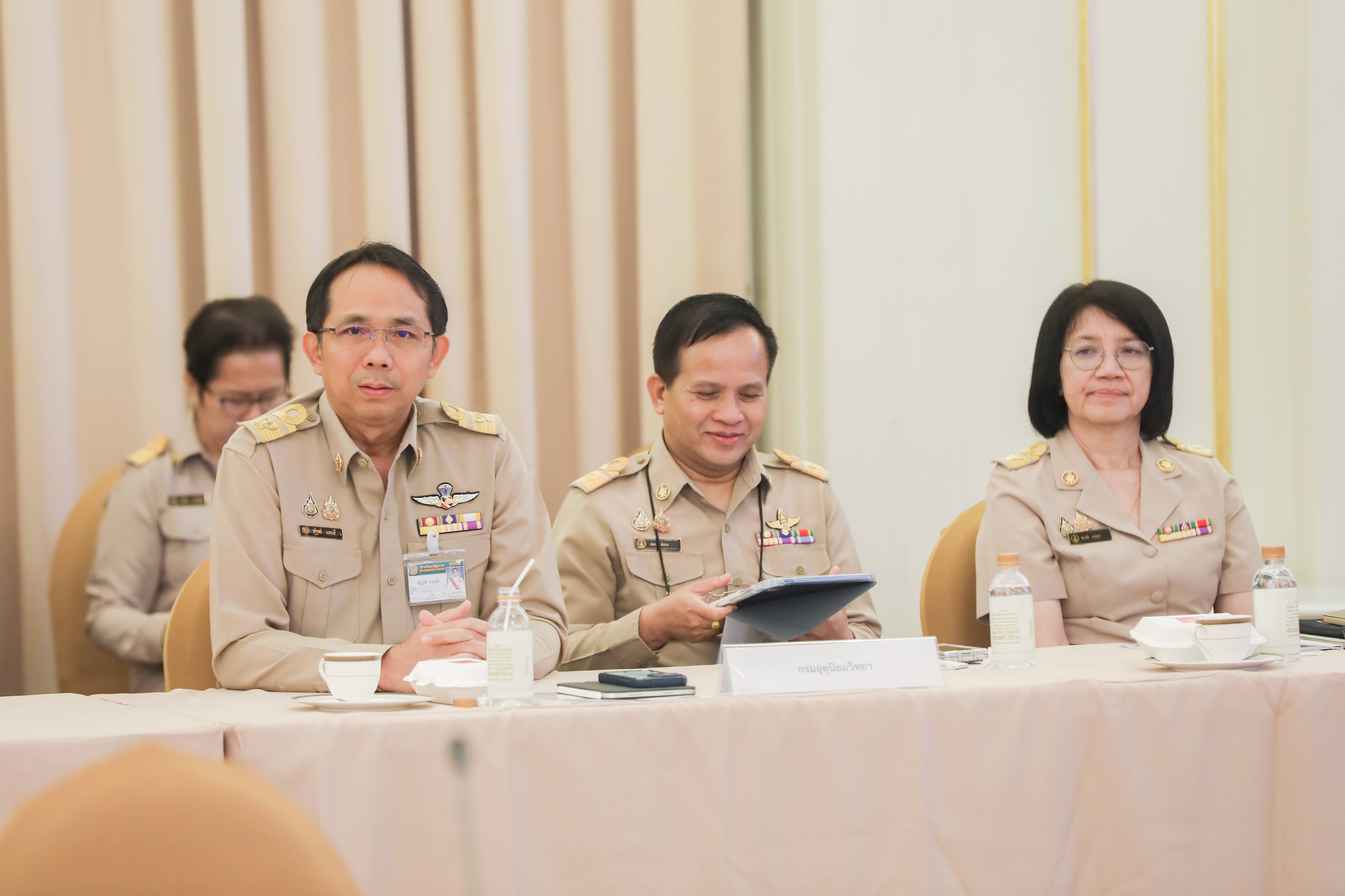 ข่าวรัฐมนตรี