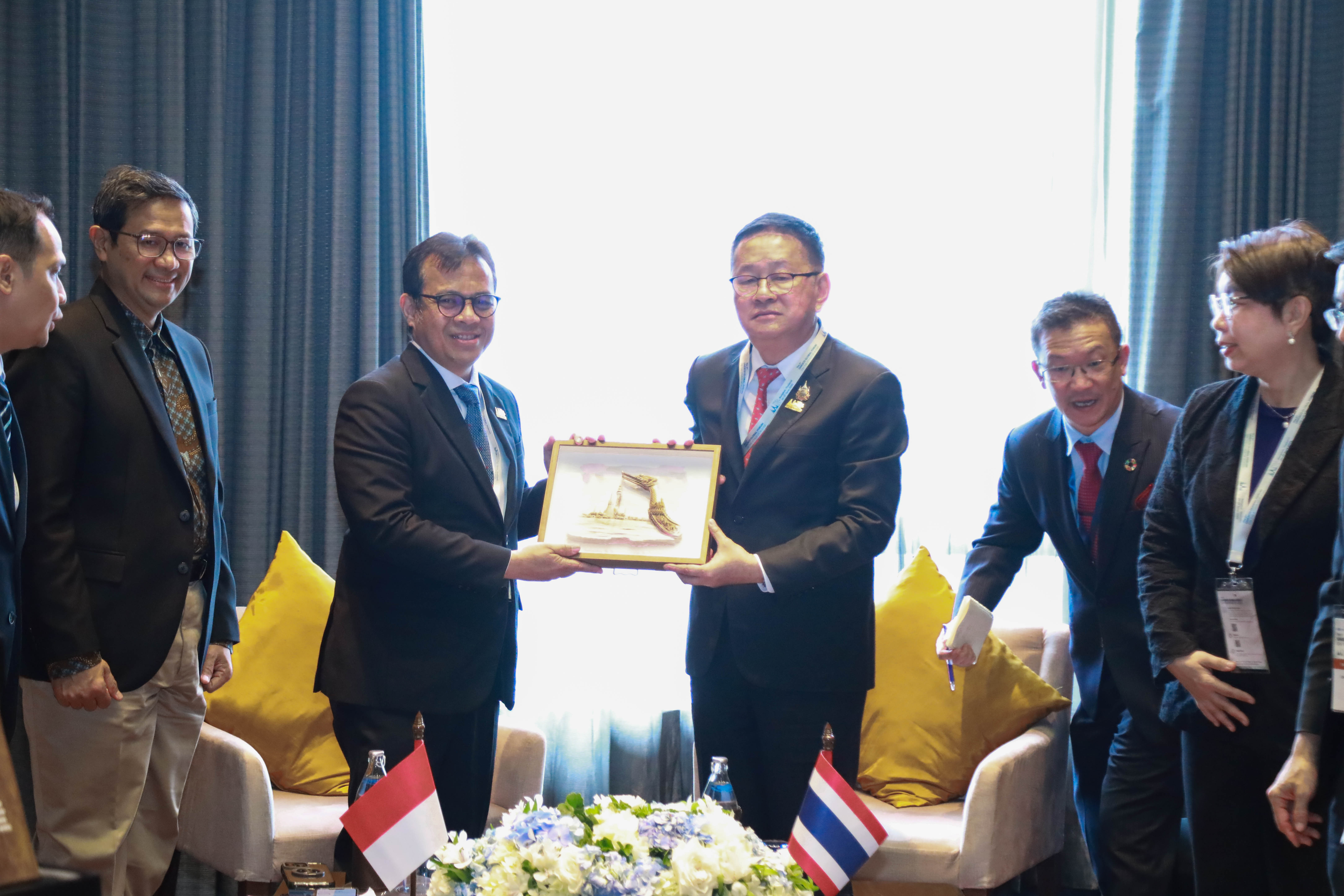 ข่าวรัฐมนตรี