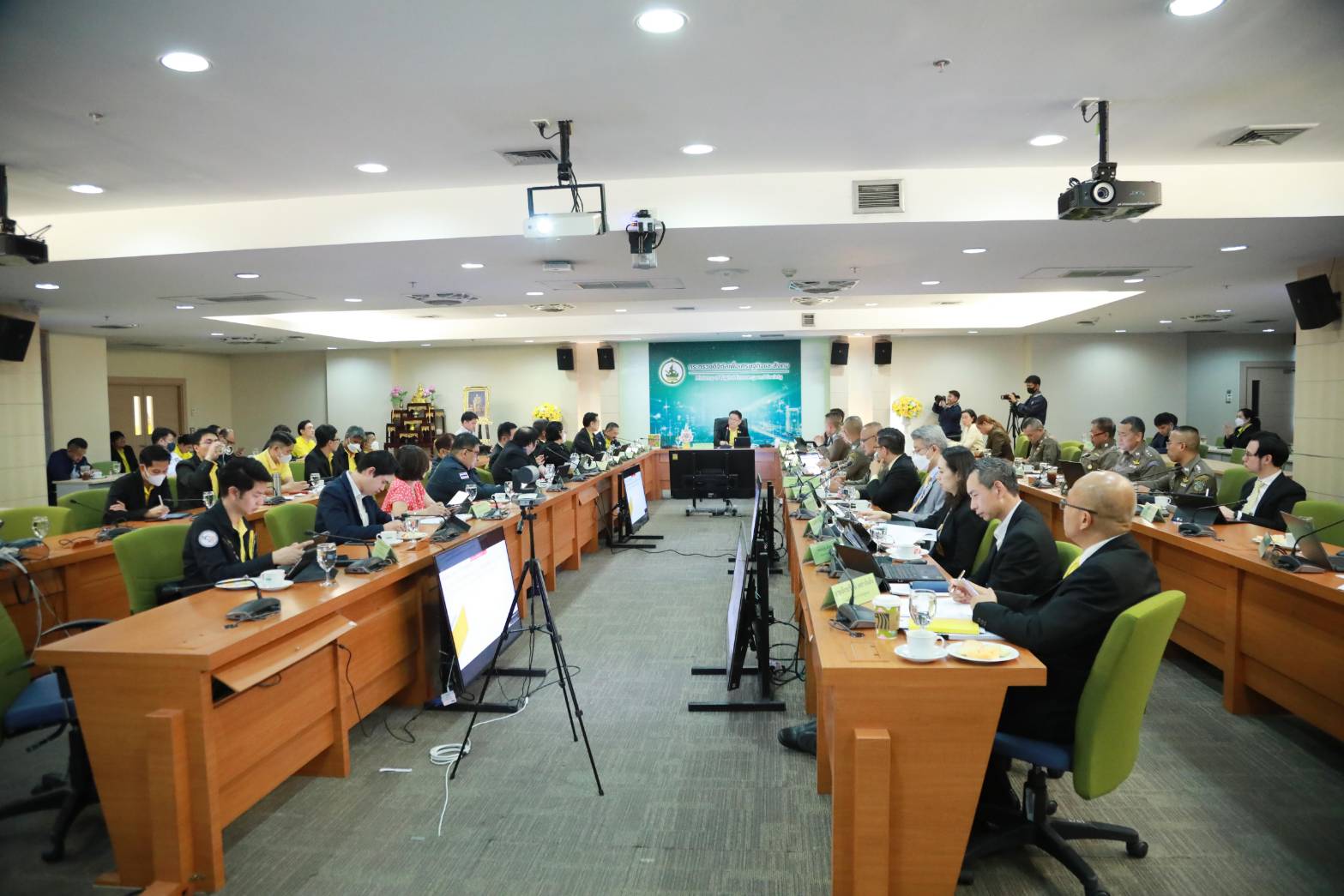 ข่าวรัฐมนตรี