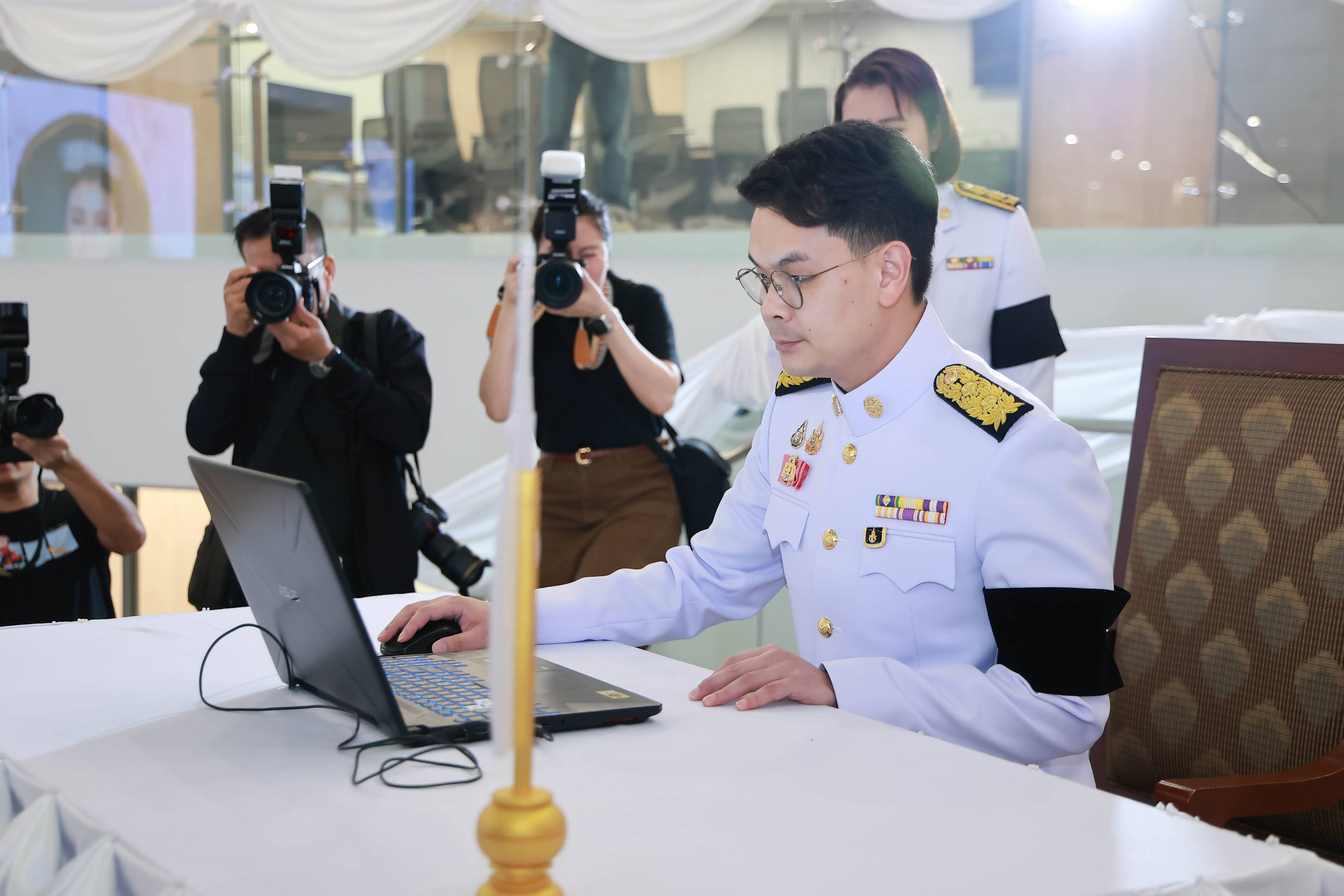 ข่าวรัฐมนตรี