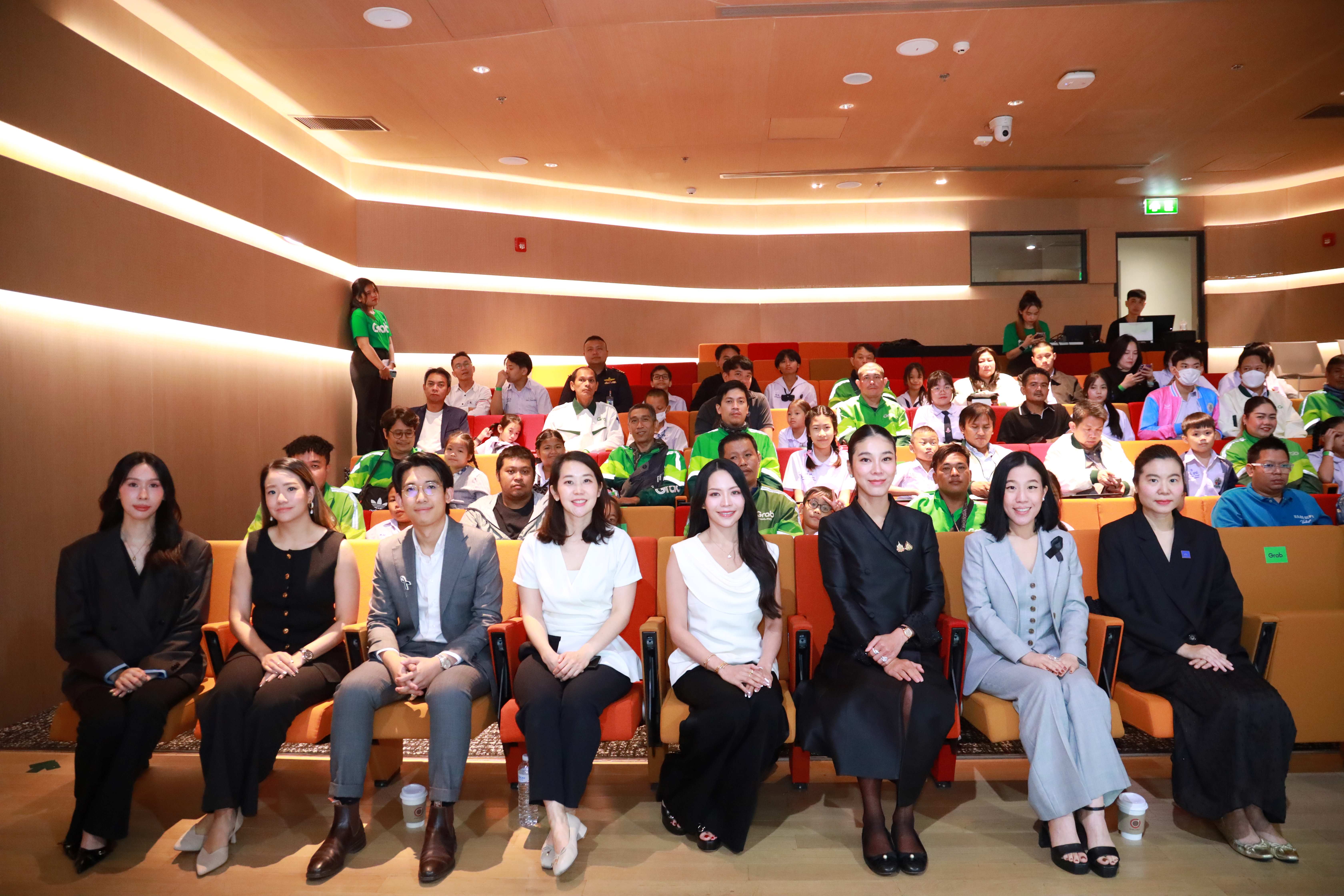 ข่าวรัฐมนตรี