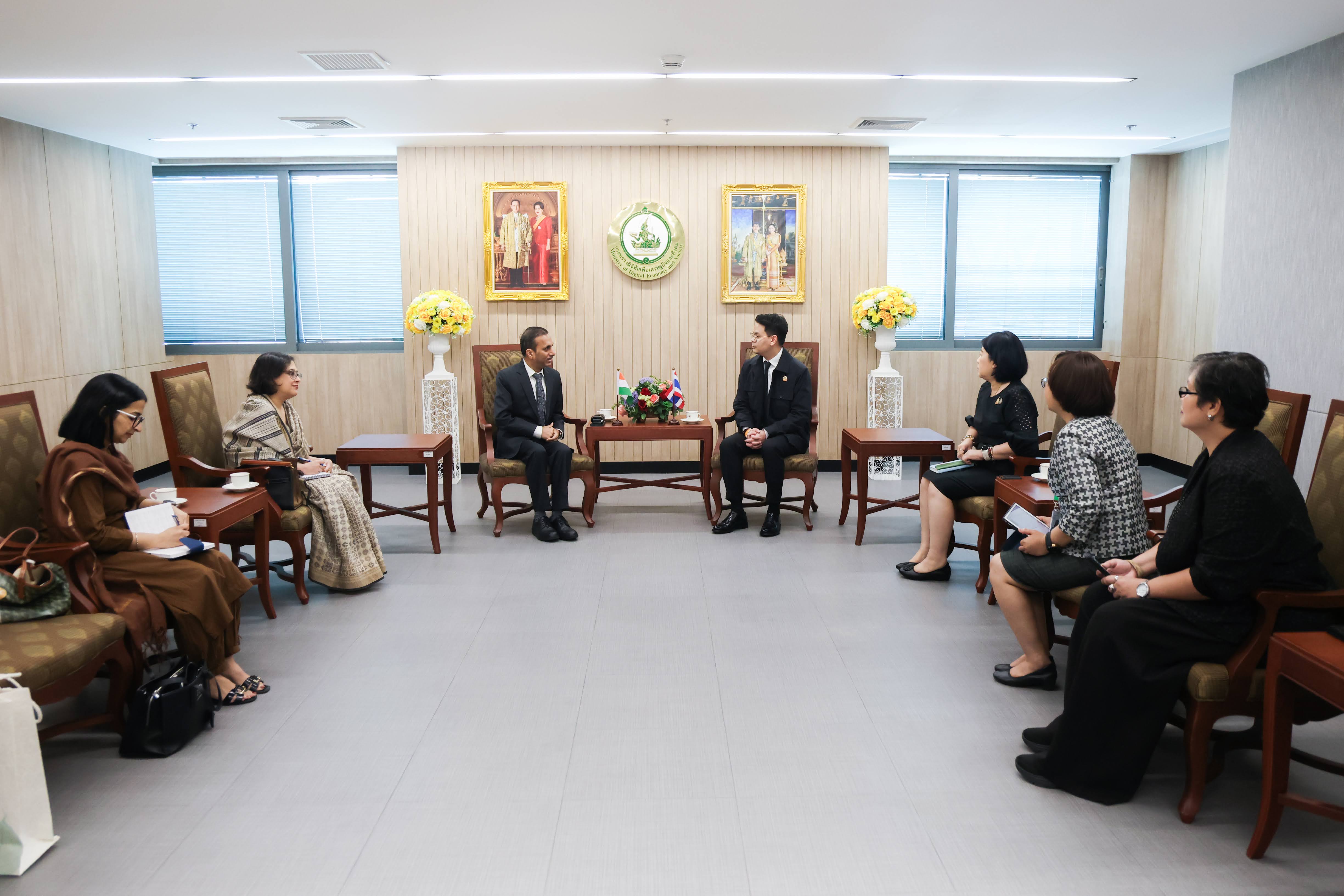 ข่าวรัฐมนตรี