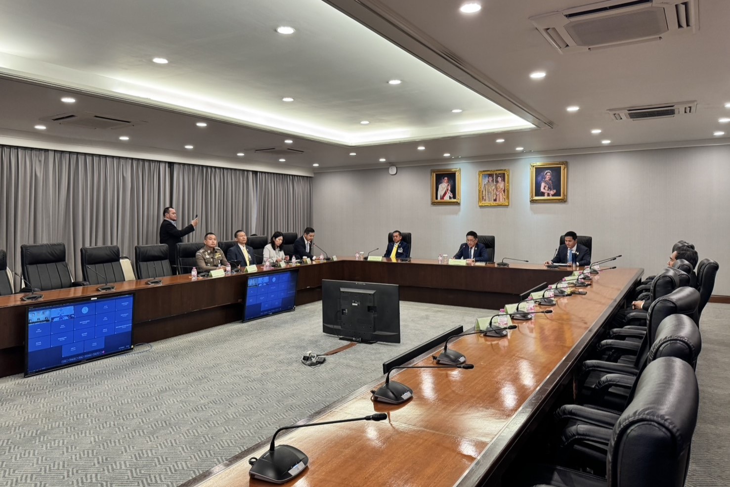 ข่าวรัฐมนตรี