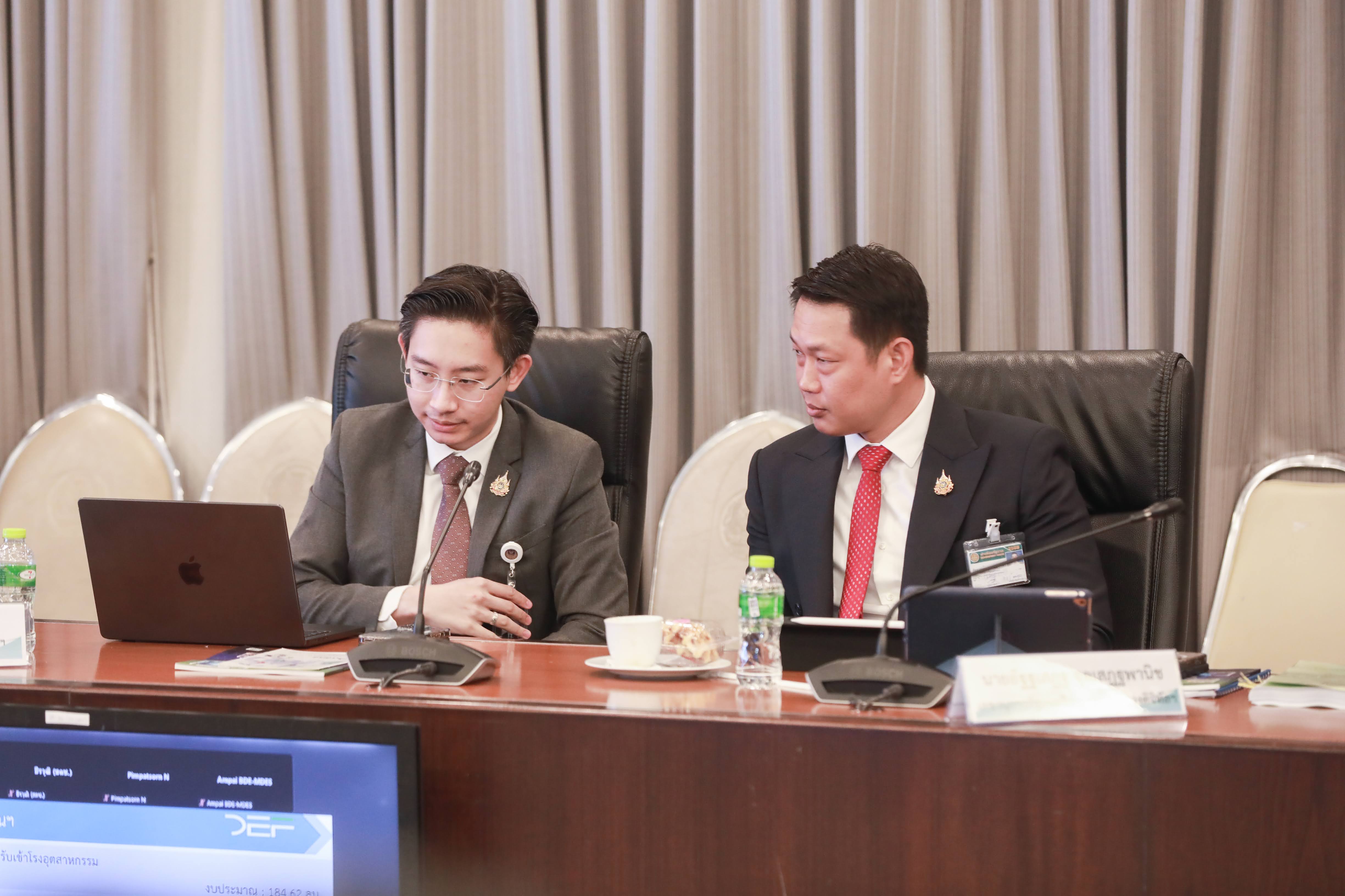 ข่าวรัฐมนตรี