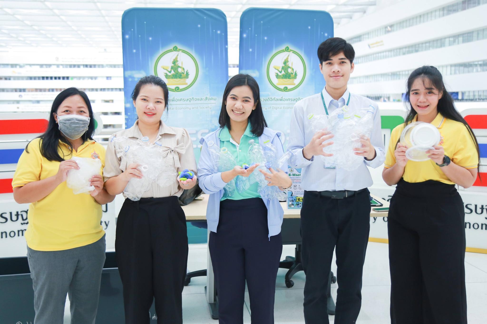 ข่าว ศปท.