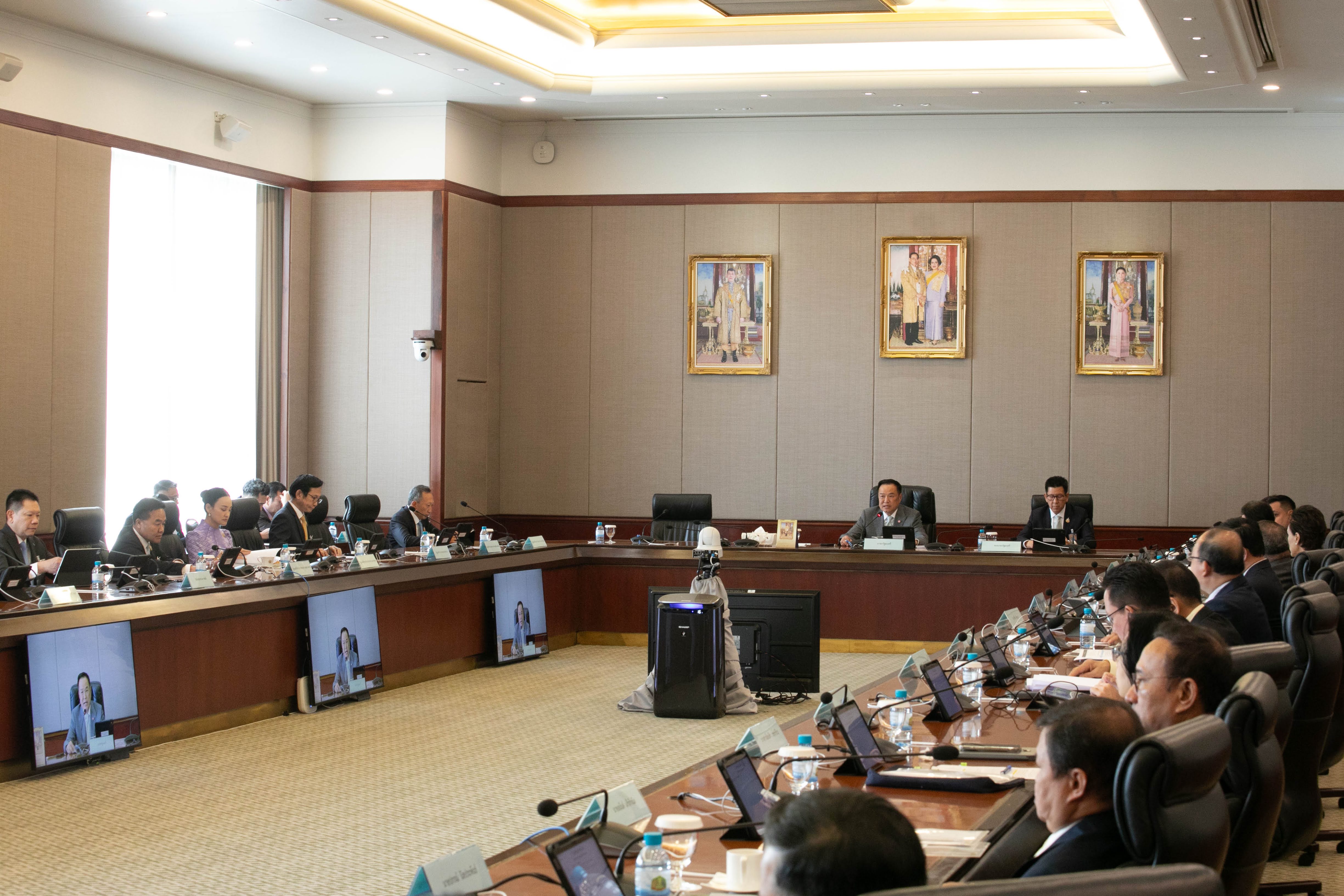 ข่าวรัฐมนตรี