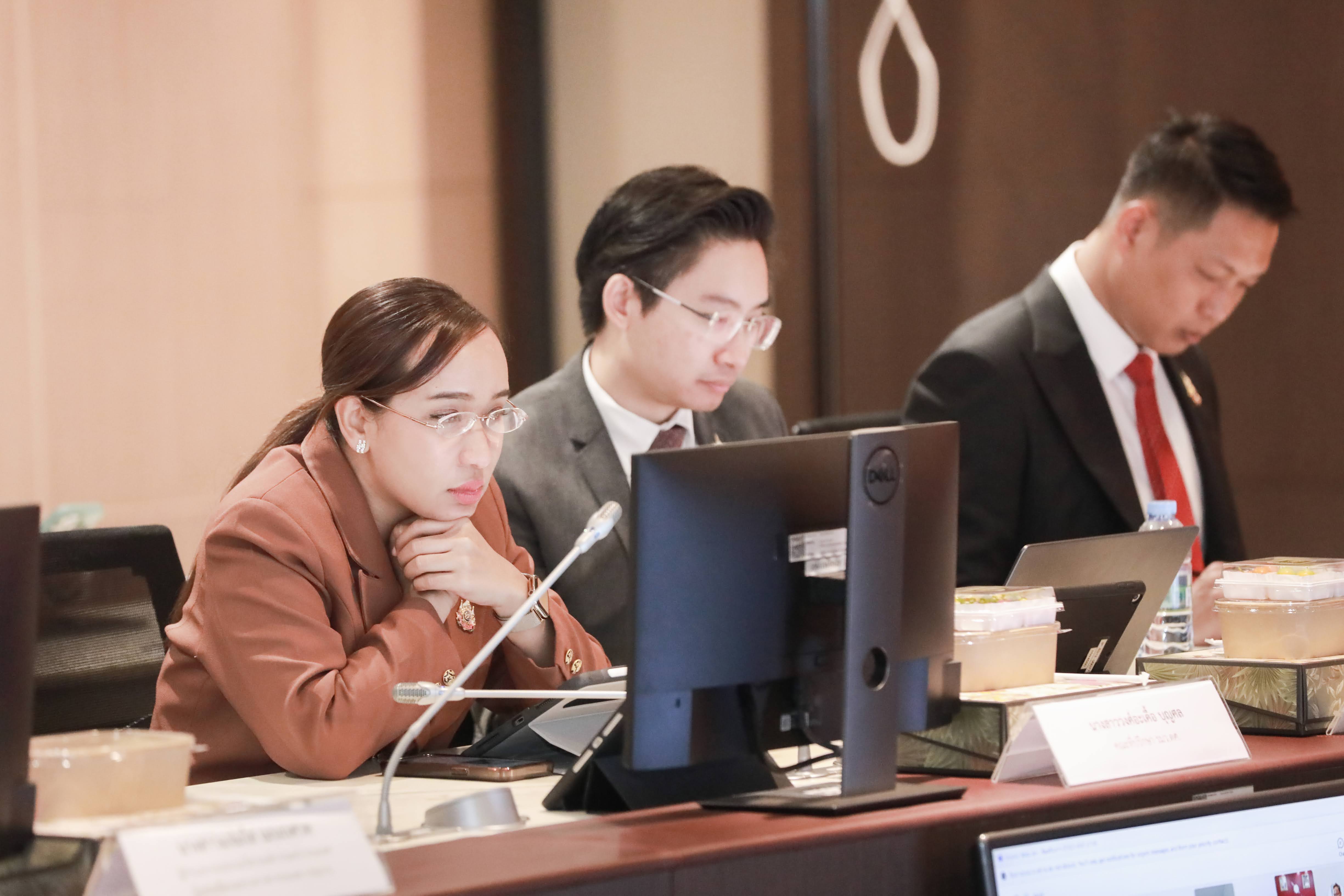 ข่าวรัฐมนตรี