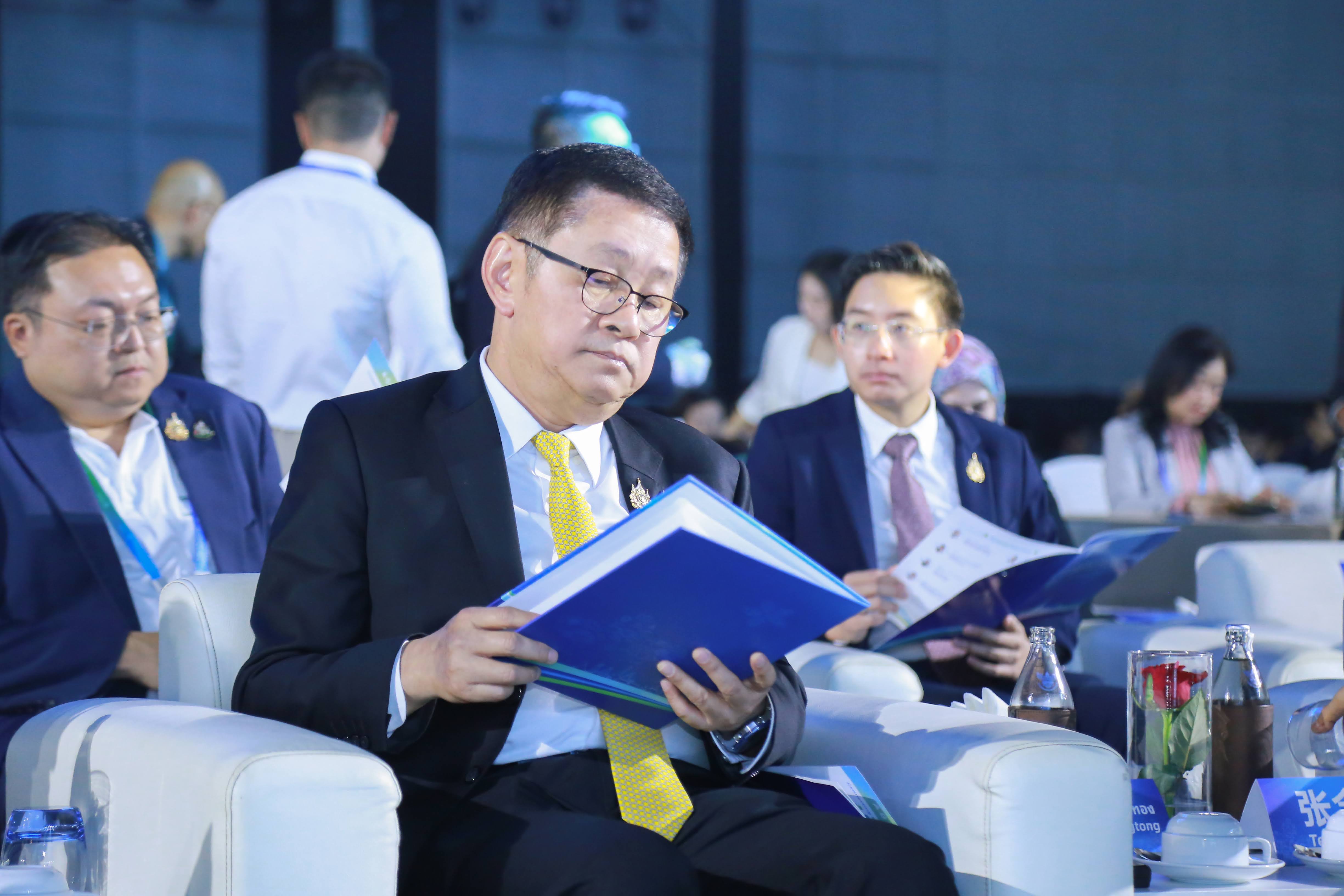 ข่าวรัฐมนตรี