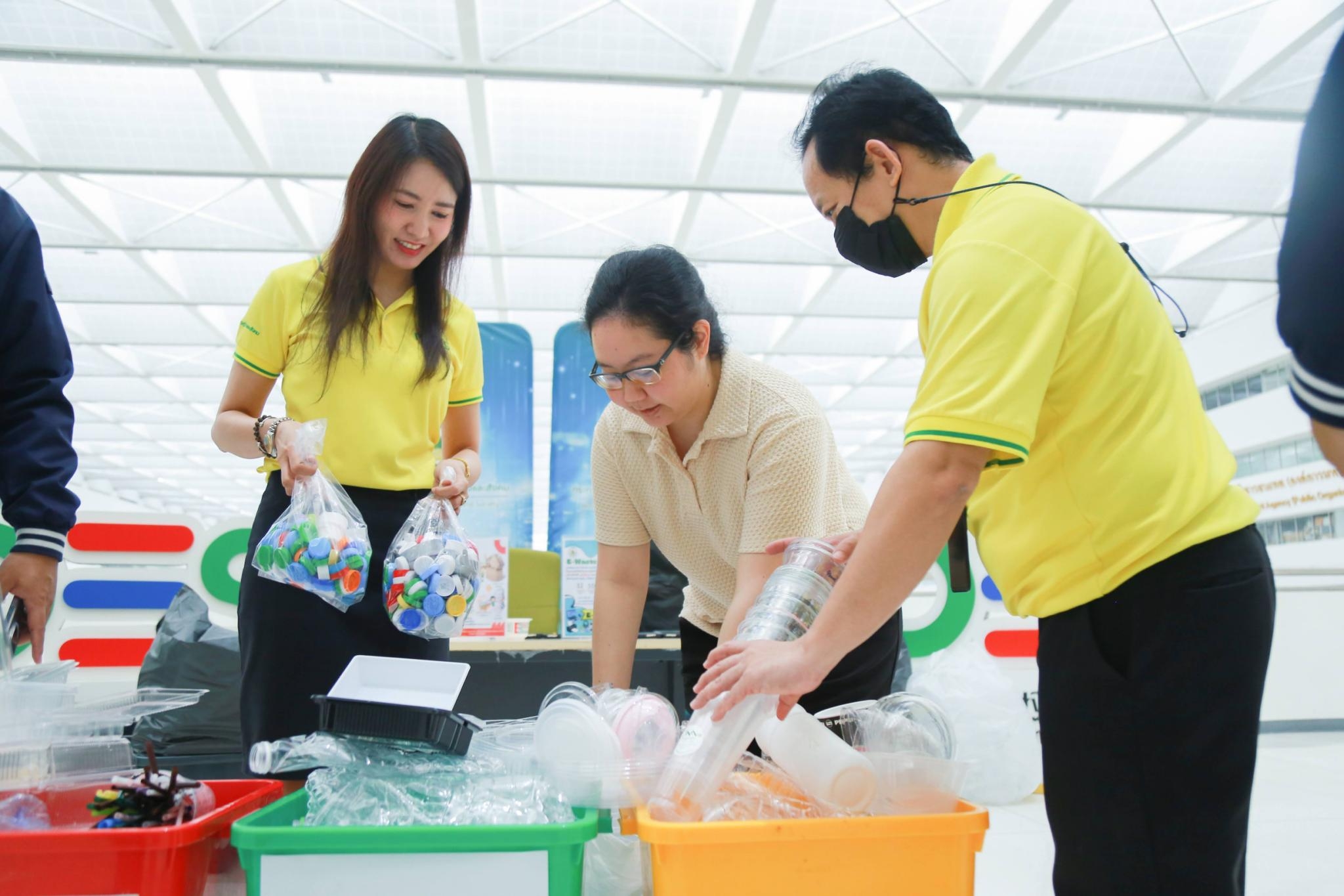 ข่าว ศปท.