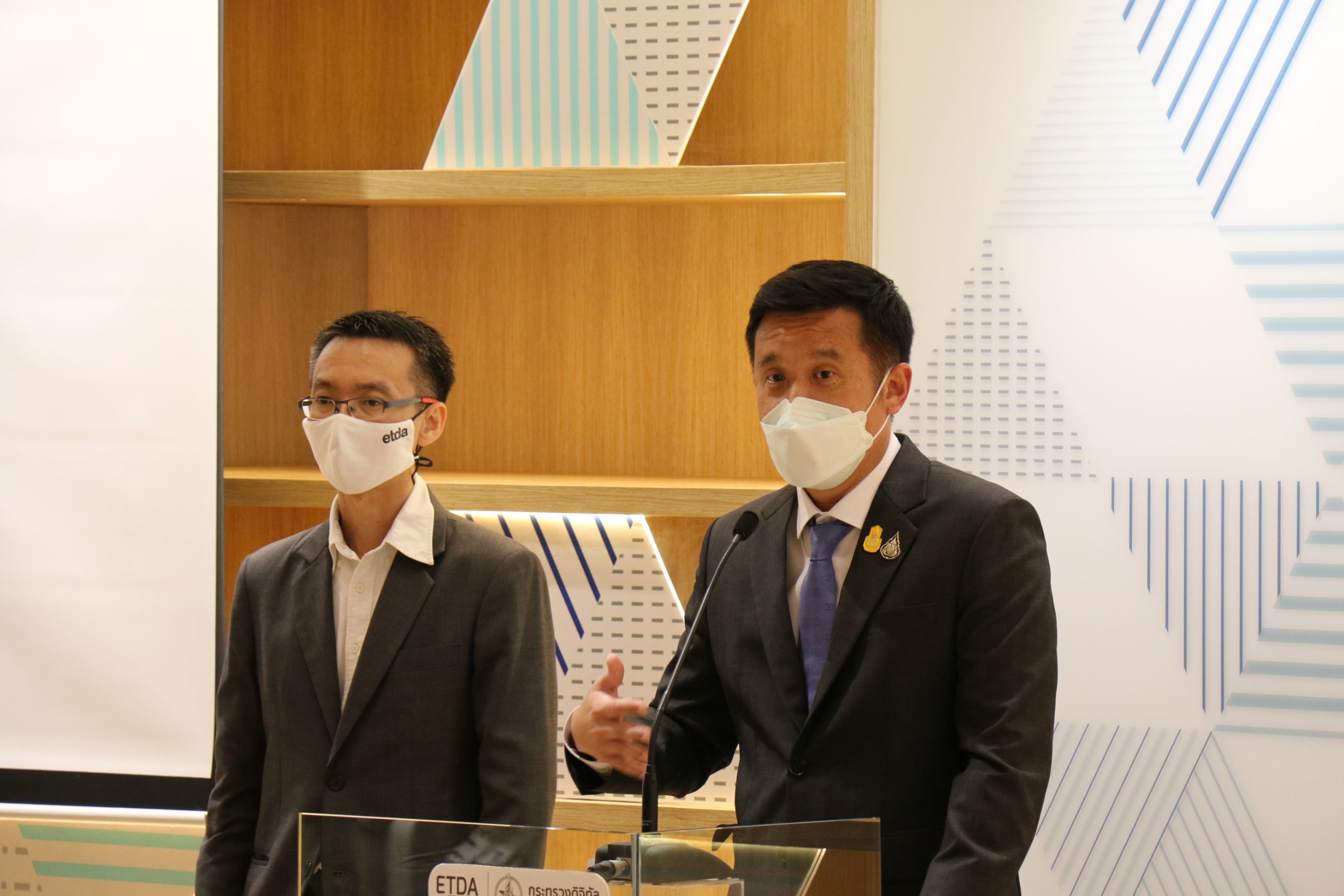 ข่าวรัฐมนตรี