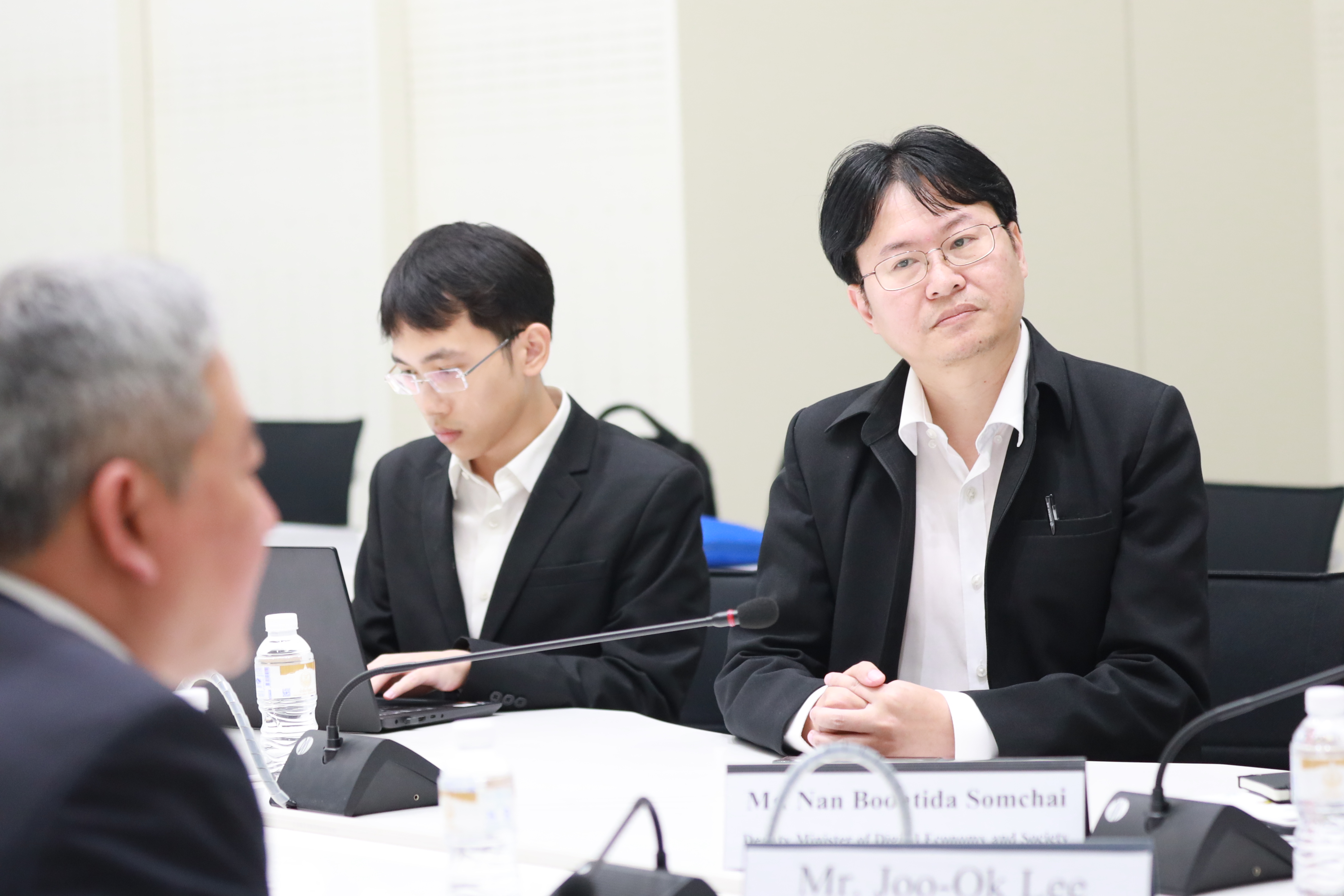 ข่าวรัฐมนตรี