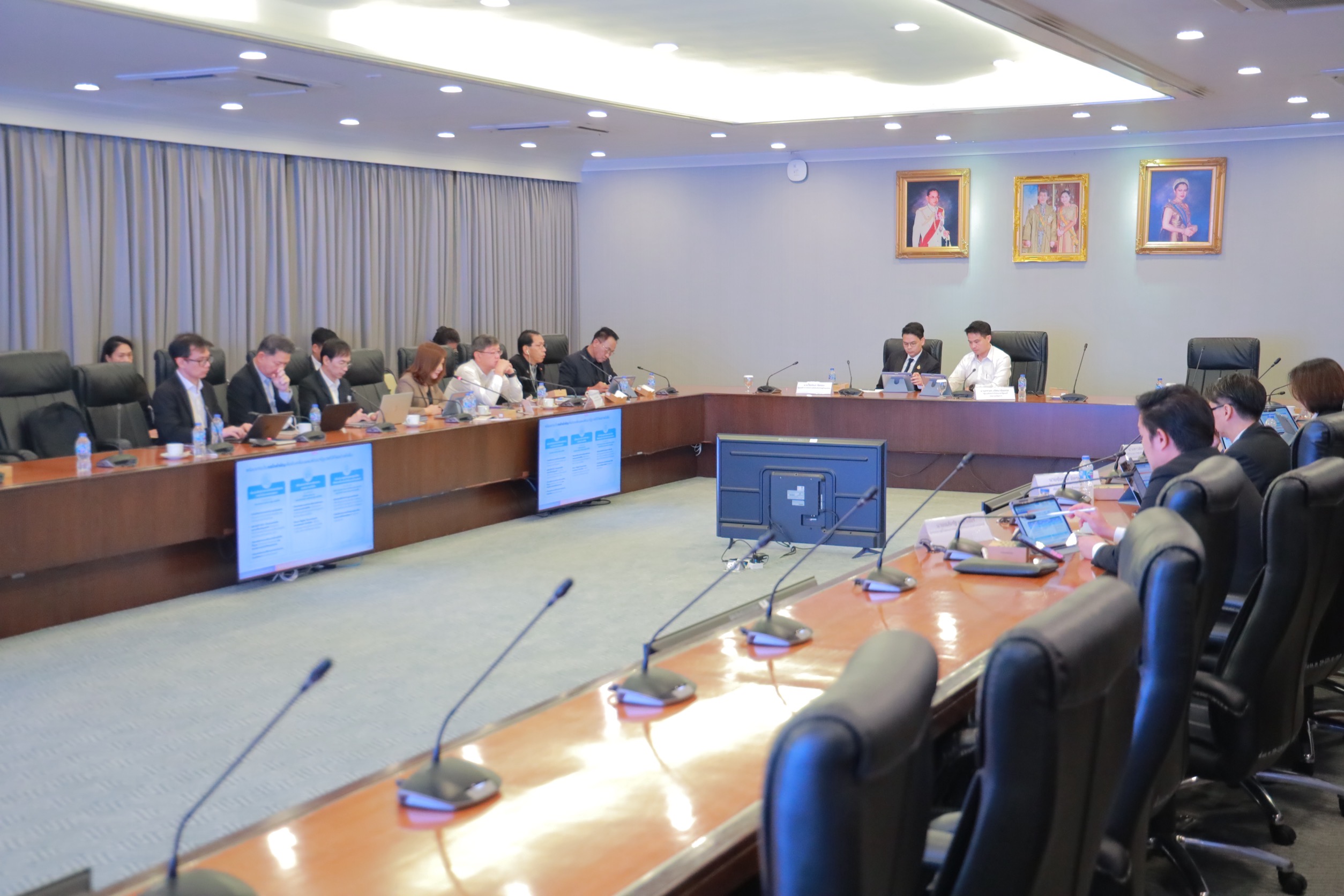 ข่าวรัฐมนตรี