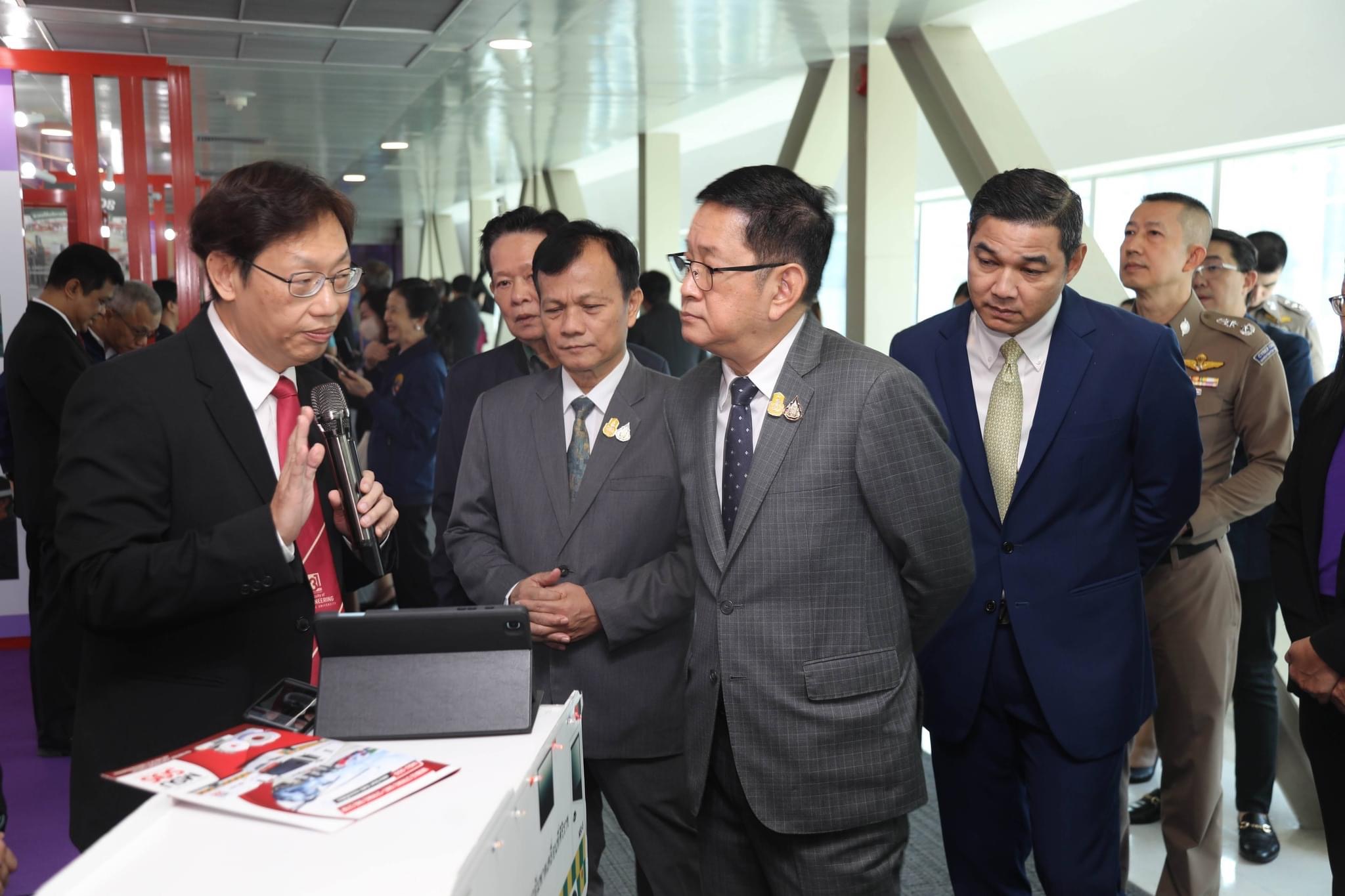 ข่าวรัฐมนตรี