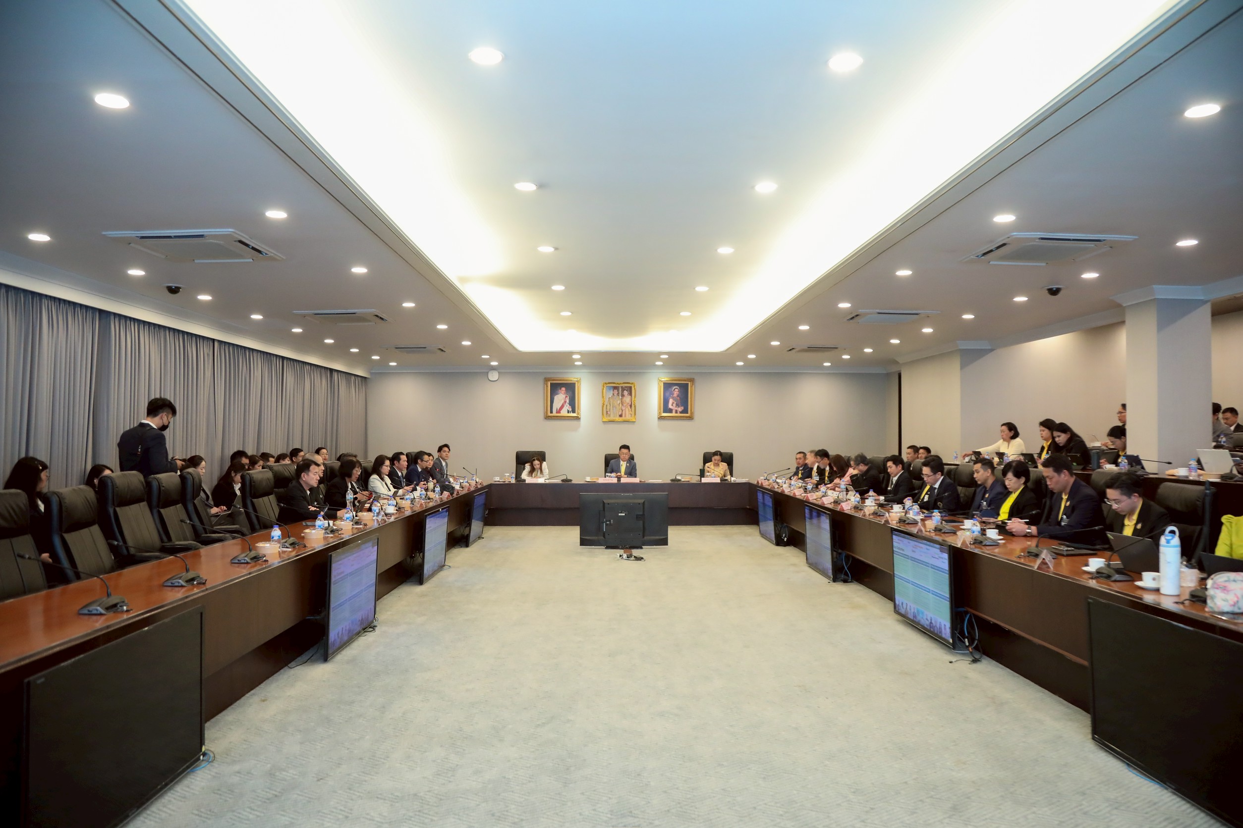 ข่าวรัฐมนตรี