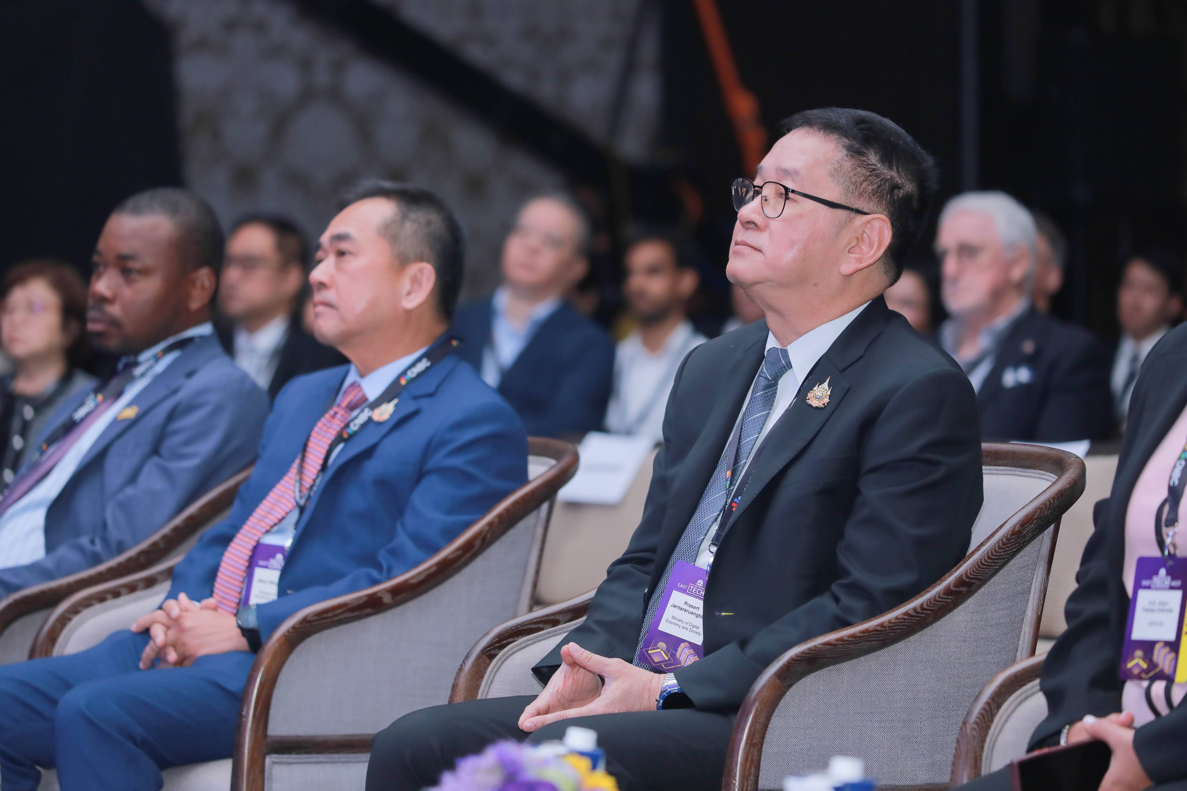 ข่าวรัฐมนตรี