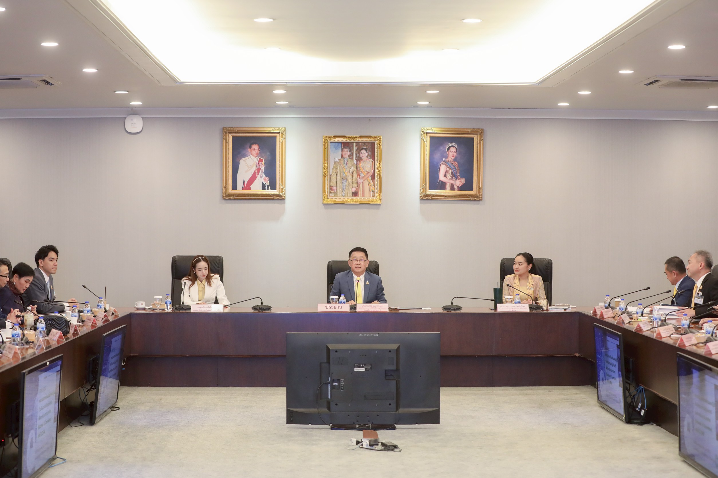 ข่าวรัฐมนตรี