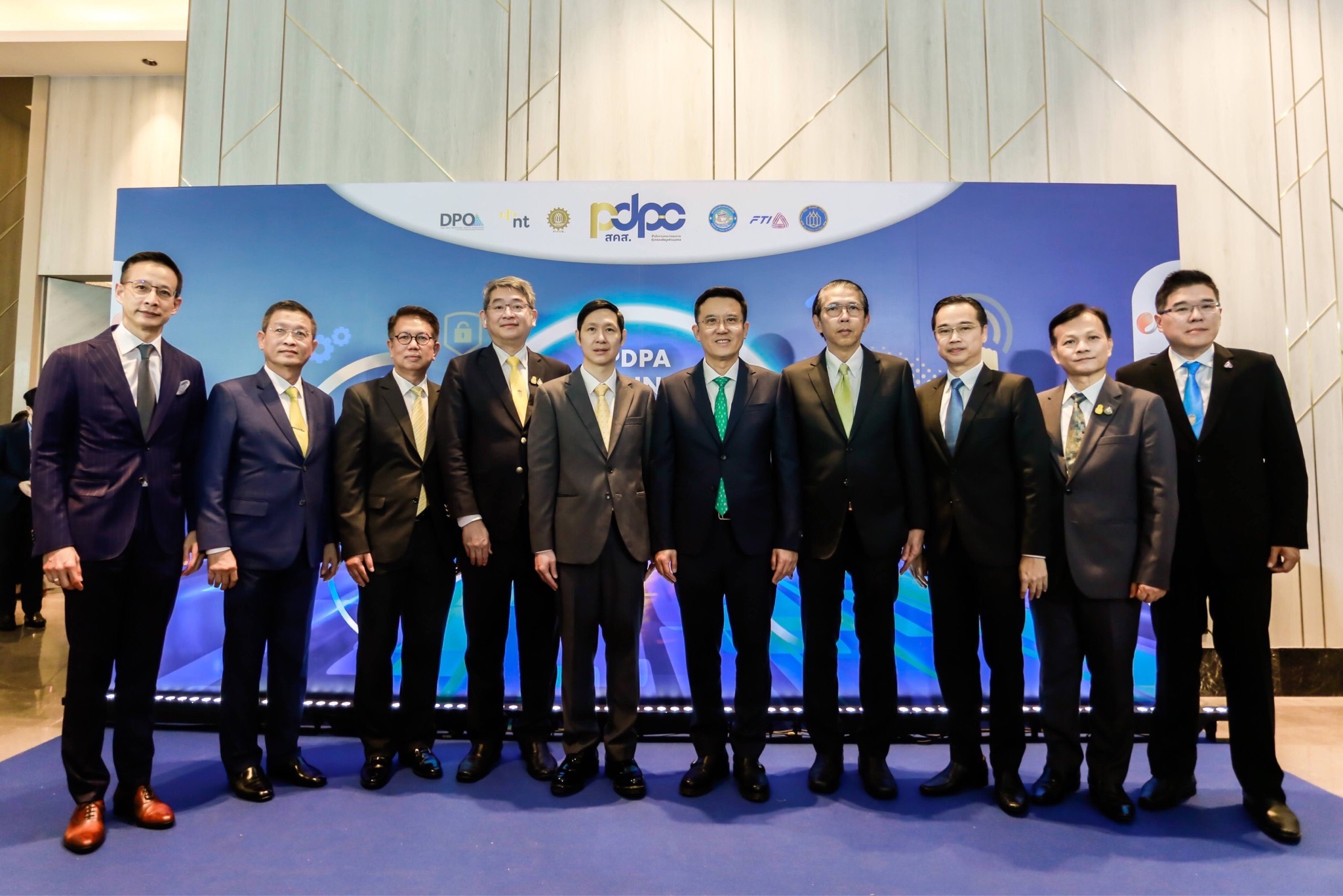 ข่าวรัฐมนตรี