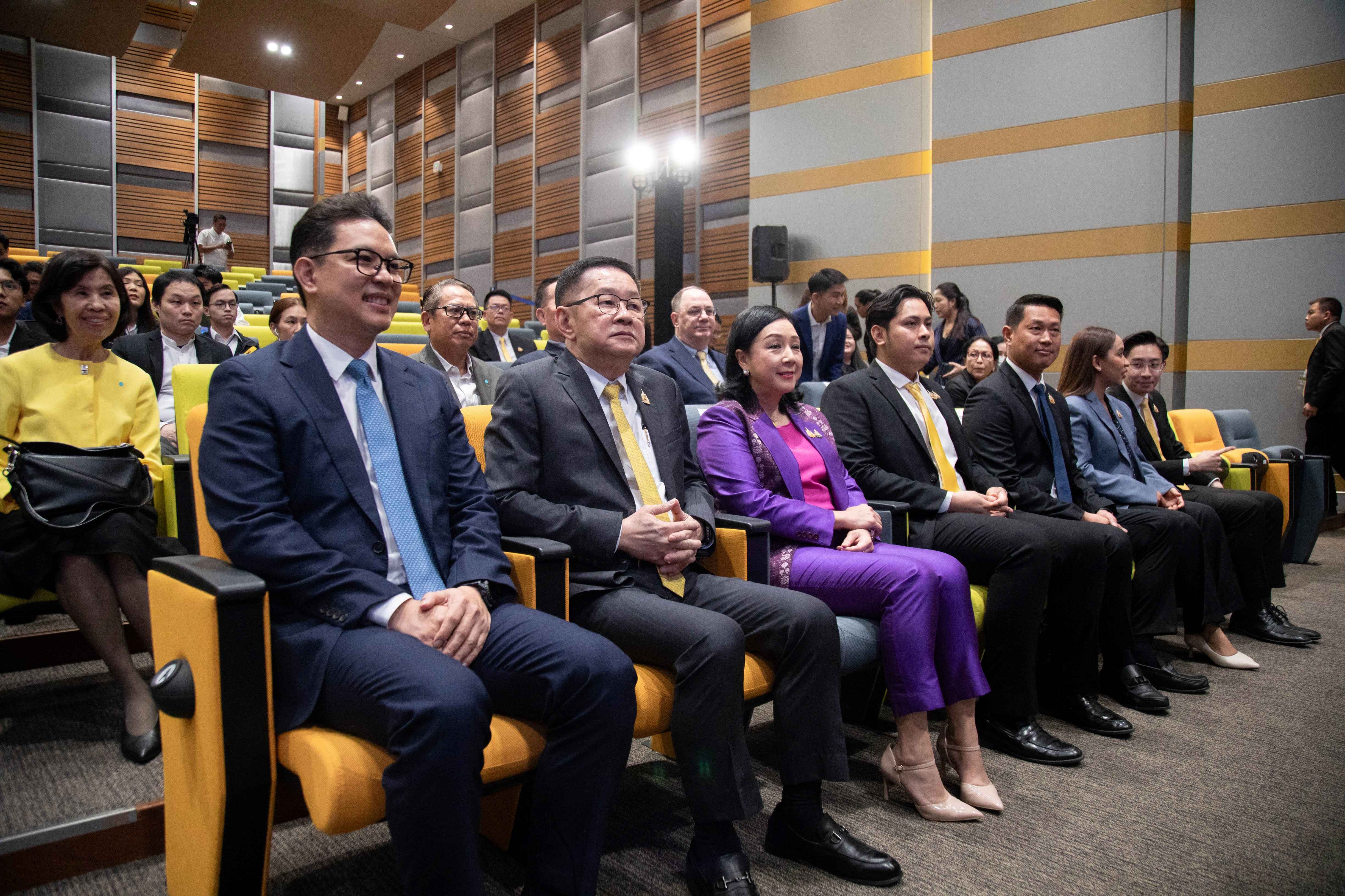 ข่าวรัฐมนตรี