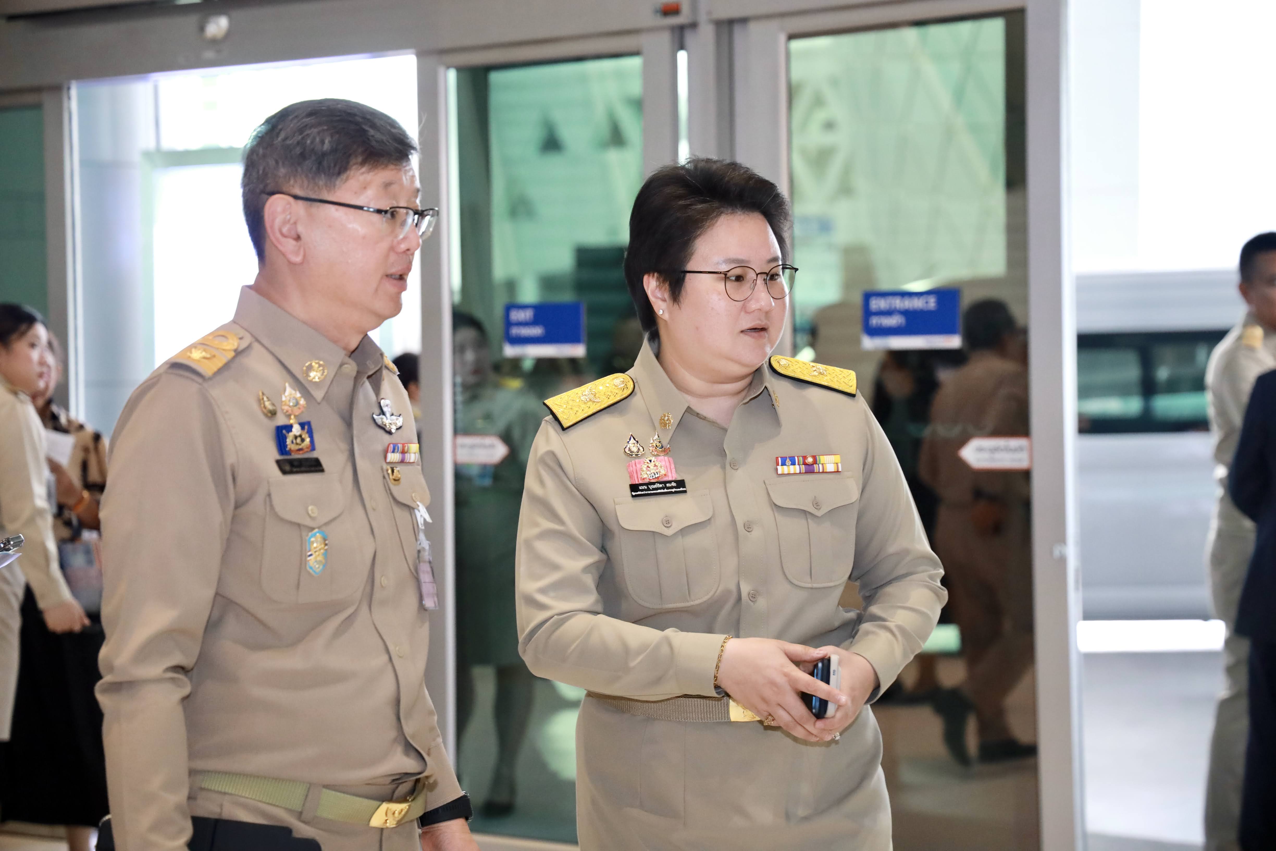 ข่าวรัฐมนตรี