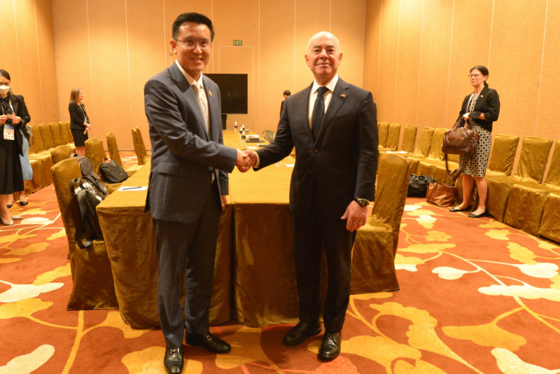 ข่าวรัฐมนตรี